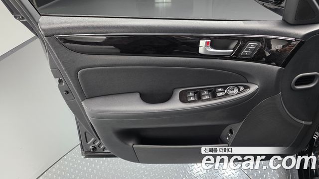 Hyundai Genesis BH 330 Luxury Standard 2012 — фото 24