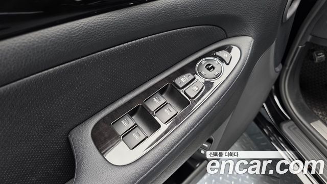 Hyundai Genesis BH 330 Luxury Standard 2012 — фото 28