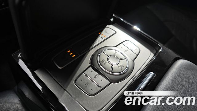 Hyundai Genesis BH 330 Luxury Standard 2012 — фото 31