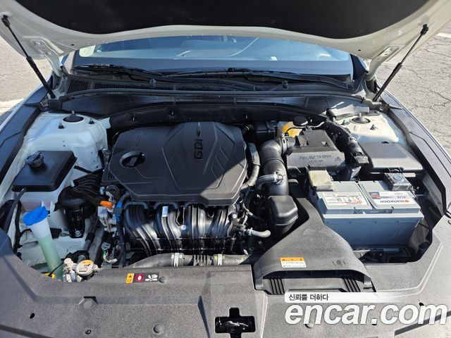 Hyundai Grandeur (IG) 2.5 Premium 2023 — фото 17