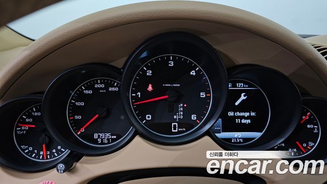 Porsche Cayenne 3.0 Diesel Platium Edition 958 2017 — фото 8
