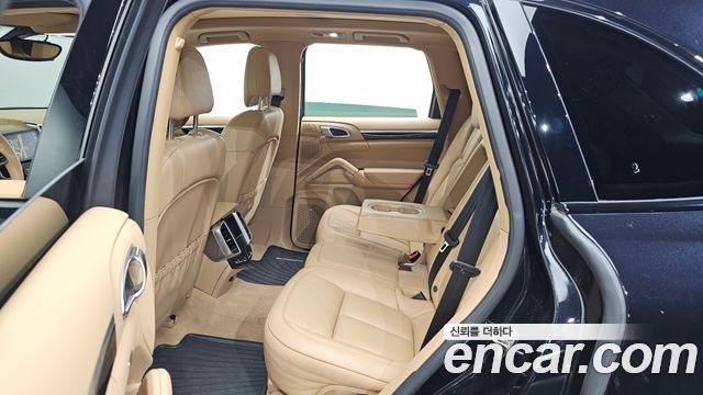 Porsche Cayenne 3.0 Diesel Platium Edition 958 2017 — фото 11