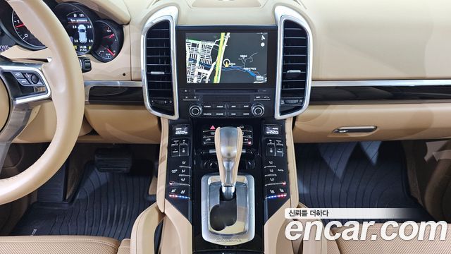 Porsche Cayenne 3.0 Diesel Platium Edition 958 2017 — фото 17
