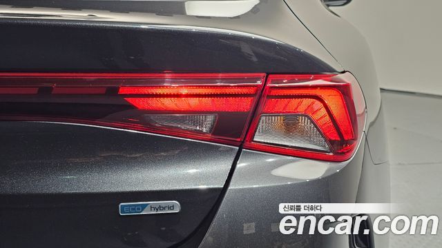 Kia K5 Hybrid (III) Trendy 2022 — фото 23