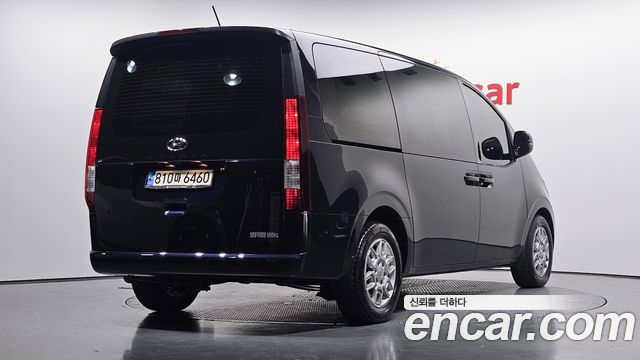 Hyundai Staria Cargo 5-Seater Modern 2022 — фото 2