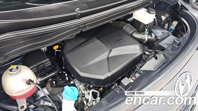 Hyundai Staria Cargo 5-Seater Modern 2022 — фото 6