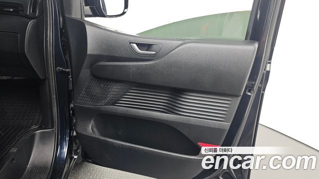 Hyundai Staria Cargo 5-Seater Modern 2022 — фото 24