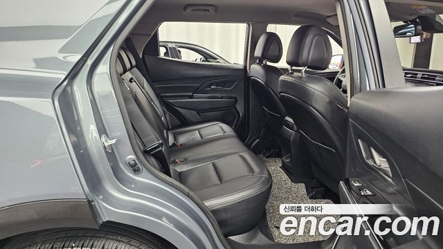 KG Mobility (SsangYong) Beautiful Korando Diesel 1.6 2WD C5 Plus 2021 — фото 12