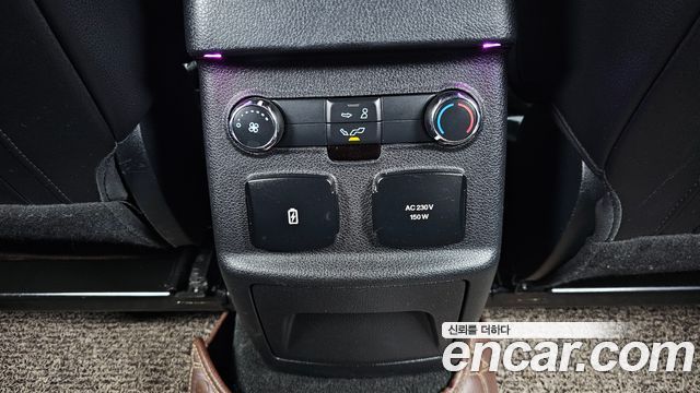 Ford Explorer 2.3 Limited 4WD 5th 2019 — фото 29