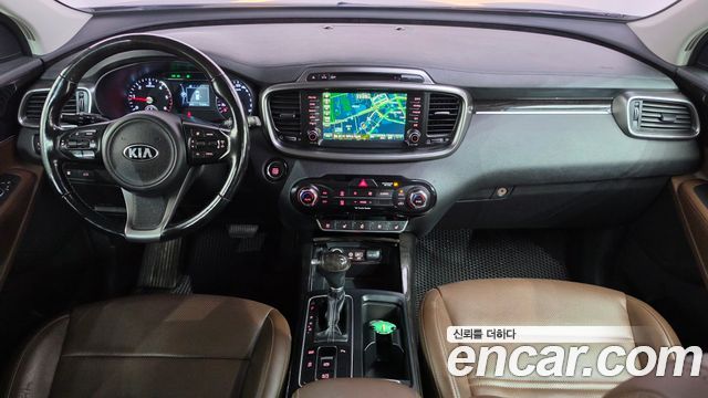 Kia Sorento Diesel 2.0 2WD Noblesse 2016 — фото 7
