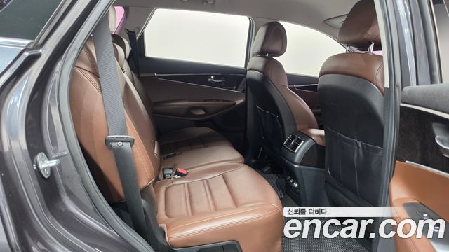 Kia Sorento Diesel 2.0 2WD Noblesse 2016 — фото 11