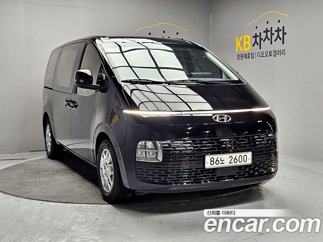 Hyundai Staria Cargo 3-Seater Modern 2022 — фото 3