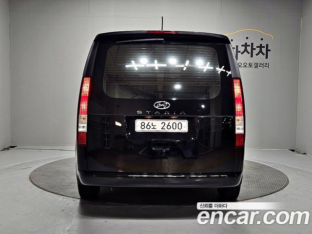 Hyundai Staria Cargo 3-Seater Modern 2022 — фото 6