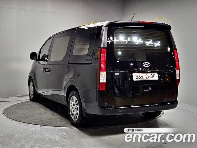 Hyundai Staria Cargo 3-Seater Modern 2022 — фото 7