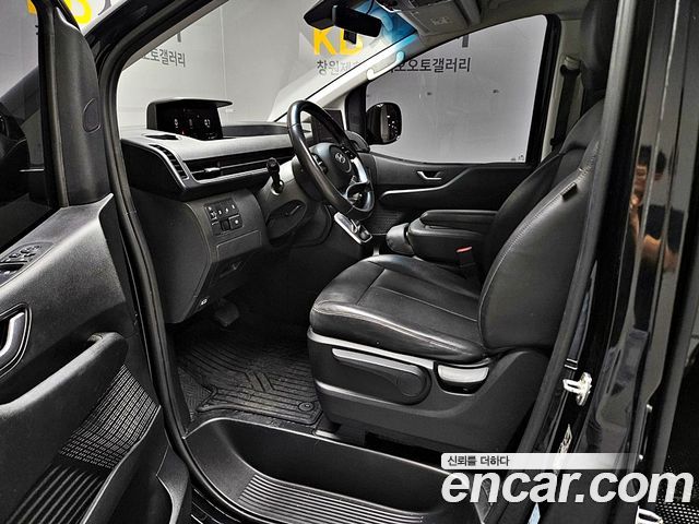 Hyundai Staria Cargo 3-Seater Modern 2022 — фото 21