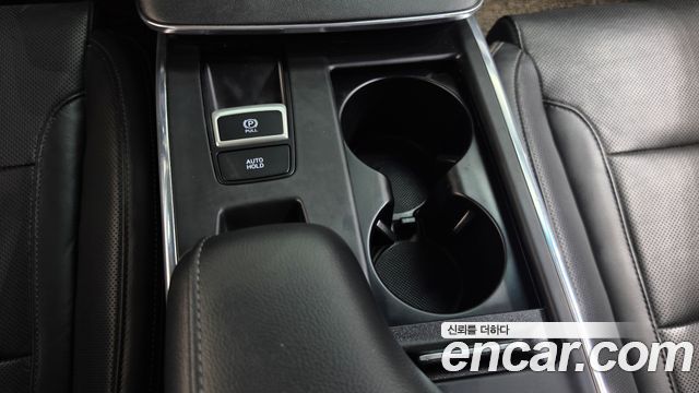 Hyundai Grandeur (IG) 2.5 Premium 2020 — фото 9