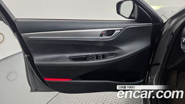 Hyundai Grandeur (IG) 2.5 Premium 2020 — фото 24
