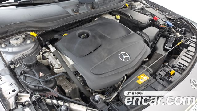 Mercedes-Benz GLA-Class (X156) GLA220 2018 — фото 6