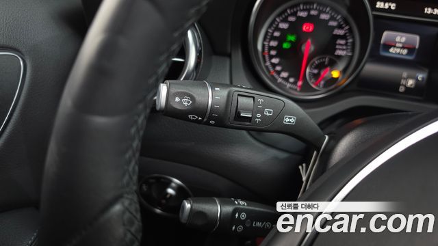 Mercedes-Benz GLA-Class (X156) GLA220 2018 — фото 27