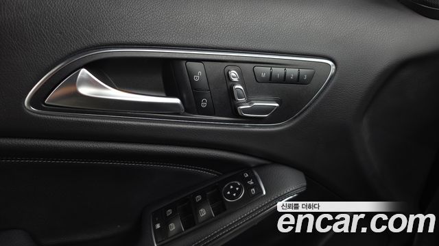 Mercedes-Benz GLA-Class (X156) GLA220 2018 — фото 28