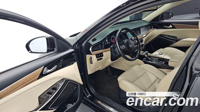 Kia K7 2.4 GDI Limited 2017 — фото 10