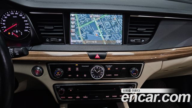 Kia K7 2.4 GDI Limited 2017 — фото 14