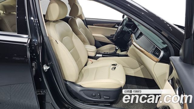 Kia K7 2.4 GDI Limited 2017 — фото 26