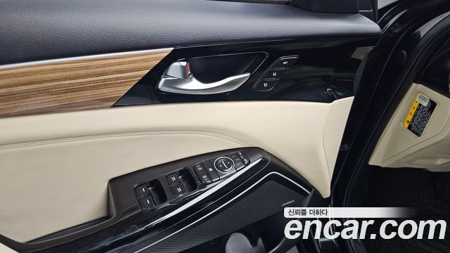 Kia K7 2.4 GDI Limited 2017 — фото 31