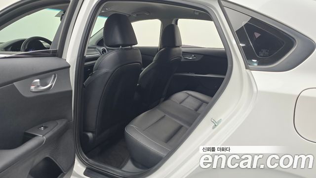 Kia K3 (II) 1.6 Trendy 2023 — фото 11