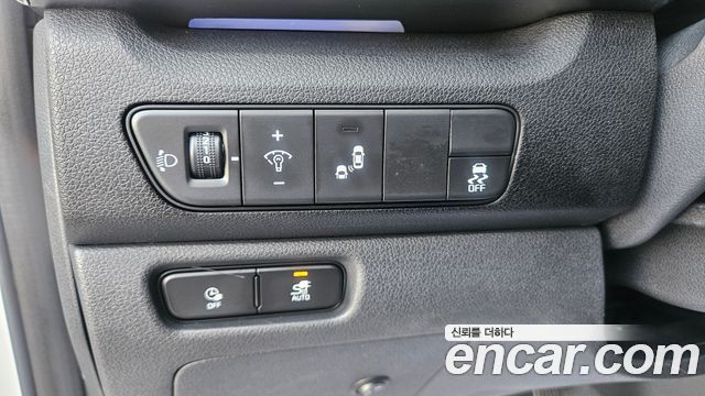 Kia Niro Plus Air 2024 — фото 17
