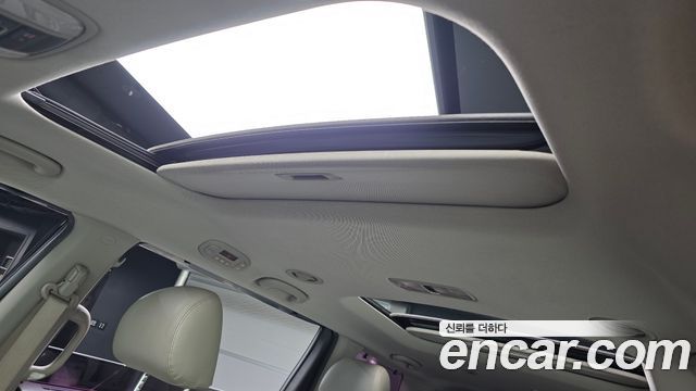 Kia Carnival 9-seater Noblesse 2015 — фото 16