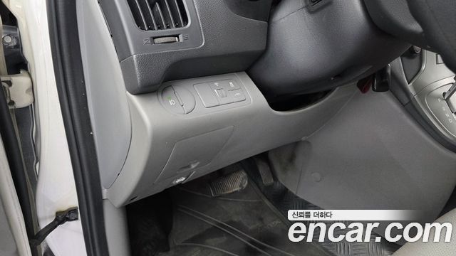 Hyundai Grand Starex Camping Car 2016 — фото 17