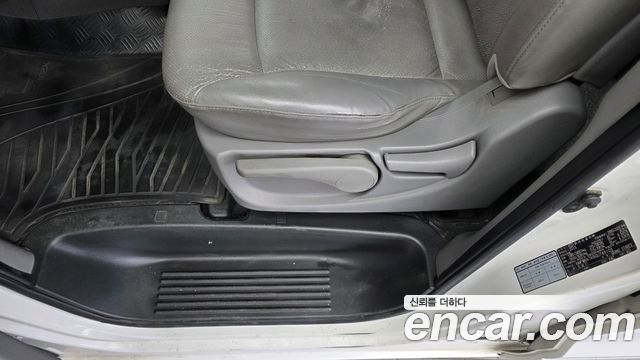 Hyundai Grand Starex Camping Car 2016 — фото 28