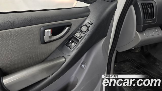 Hyundai Grand Starex Camping Car 2016 — фото 31