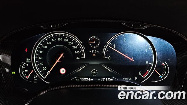BMW 5 Series (G30) 520d xDrive M Sport Package 2017 — фото 8