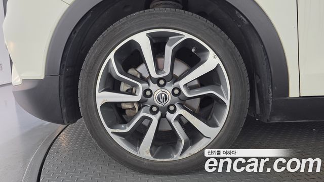 KG Mobility (SsangYong) Tivoli Diesel VX 2WD 2016 — фото 5