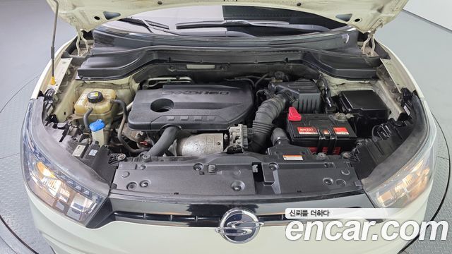 KG Mobility (SsangYong) Tivoli Diesel VX 2WD 2016 — фото 6