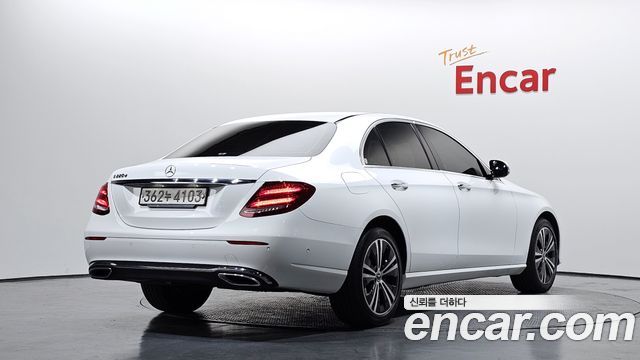 Mercedes-Benz E-Class (W213) E220d Avantgarde 2020 — фото 2