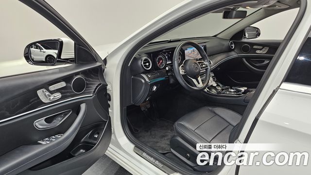 Mercedes-Benz E-Class (W213) E220d Avantgarde 2020 — фото 10