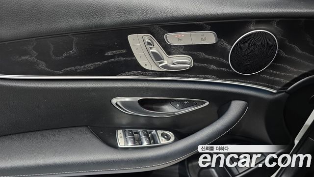 Mercedes-Benz E-Class (W213) E220d Avantgarde 2020 — фото 14