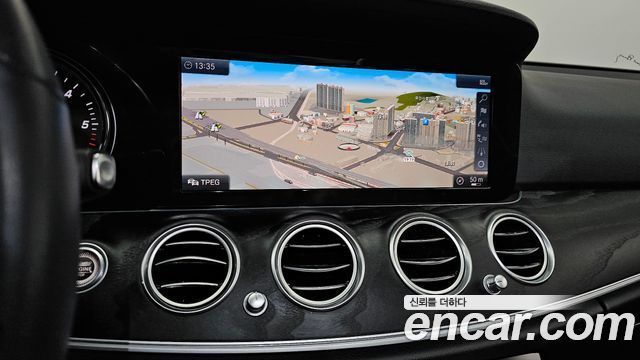 Mercedes-Benz E-Class (W213) E220d Avantgarde 2020 — фото 15