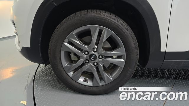 Kia Seltos Gasoline 1.6 Turbo 2WD Prestige 2020 — фото 5