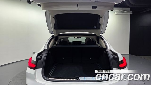 BMW X4 (G02) xDrive20i xLine 2022 — фото 20