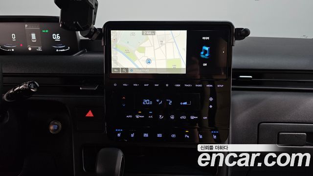 Hyundai Staria L3.5 Cargo 3-Seater Modern 2025 — фото 12