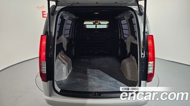 Hyundai Staria L3.5 Cargo 3-Seater Modern 2025 — фото 18