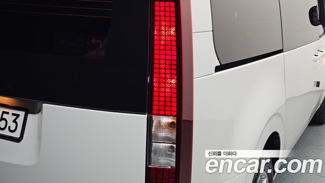 Hyundai Staria L3.5 Cargo 3-Seater Modern 2025 — фото 23
