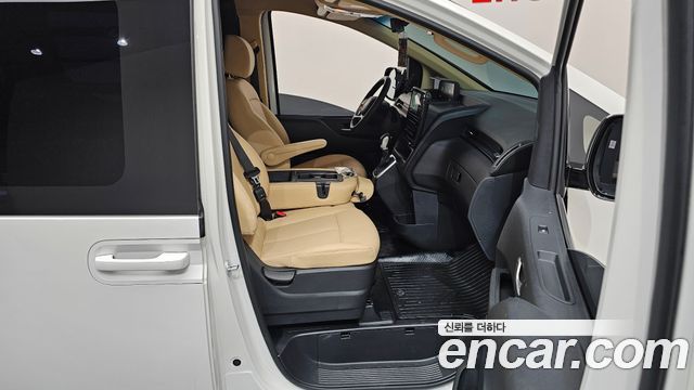 Hyundai Staria L3.5 Cargo 3-Seater Modern 2025 — фото 26