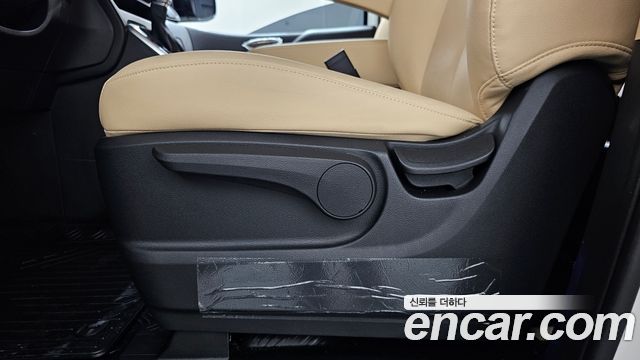 Hyundai Staria L3.5 Cargo 3-Seater Modern 2025 — фото 30