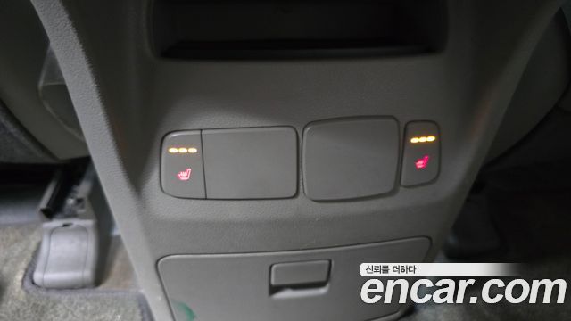 Kia Carnival 9-seater Prestige 2017 — фото 19