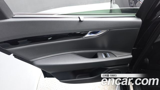 Genesis G80 (RG3) Gasoline 2.5 Turbo AWD 2024 — фото 25